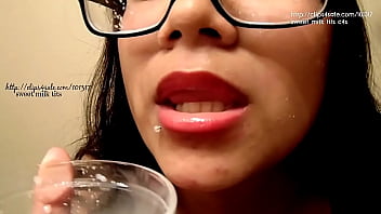 Preview 4 of Danielle Finger Till Cum - let downs and stimulating my nipples