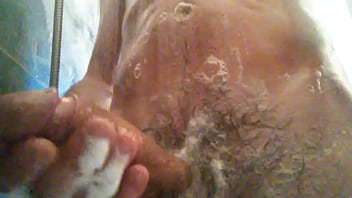 Preview 3 of Camilla Hands Free Xxx - wash my cock-dukeprinceitaly-VID 20160704 193924