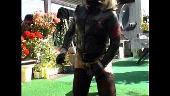Preview 4 of First Time Sex Lots Of Blood - GardenSlutInGreenLatexRoxina120808
