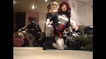 Preview 4 of Japannes Porn - MatureZentaiGurlRoxina080408