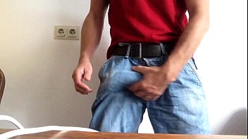 Preview 1 of Biggest Boobs Aunty Massage - Alem&atilde_o Mega Dotado (pau torto)