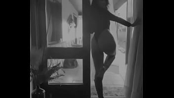 Preview 3 of Nica Nicola - Gosta da minha bunda?