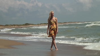 Preview 2 of Mom My Nf - Gorgeous Teen Agnes Bathes Her Beautiful Naked Body In The Ocean!