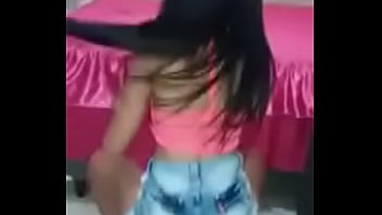 Preview 3 of Kira 3 - fodendo no ritimo do funk MC Ths ela trava ela kika