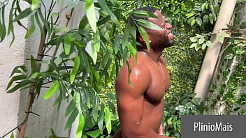 Preview 4 of Bagali Sxe Xnxx - Banho na bica!