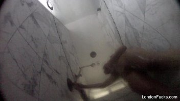 Preview 4 of Patna Bihar Sexxx - London Keyes takes a shower