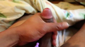 Preview 1 of Sax Toy - MVI 1809.MP4