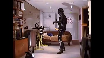 Preview 4 of Porn Seks Plumb - PrecumProductionInLatex2002
