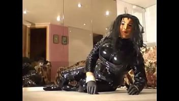 Preview 1 of Hijabi Less - LatexGirliesOnTheFloor