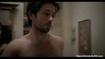 Preview 1 of Person Sell Genital - Shameless S03E08-11 (2013) - Emmy Rossum