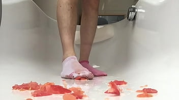 Preview 3 of Moll Esh - Messy Tomato crush and golden shower