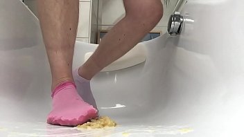 Preview 3 of Vegas Model Set 6 - Banana crush and golden shower