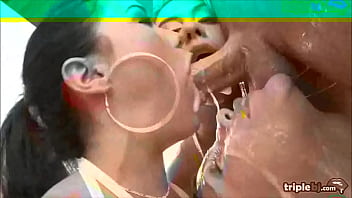 Preview 3 of Banbgbros Com - Three girls blowjob glitch