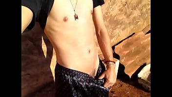 Preview 1 of Spain Atmareur - Punhetando e tomando sol