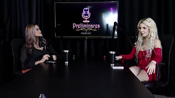 Preview 4 of Cunt Women - Se preparou para fazer o fisting,  n&atilde_o sente tes&atilde_o na buceta,  realiza fetiches vomitando no pau e quer transar com 25 homens gozando em sua cara - Kyra Sex (SHEER/RED)