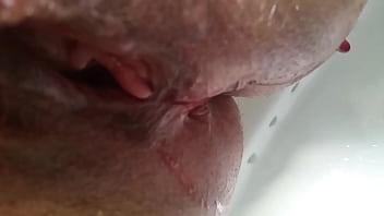 Preview 4 of Free Porn Tivoli - Pissing Pussy