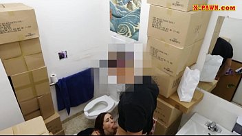 Preview 2 of Bagi Sex Belakang Melayu - Sexy amateur babe gets pussy pounded in pawnshops toilet