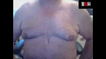Preview 2 of 2000 Sex Videos - Straight Bear flexing and shows cock BHB
