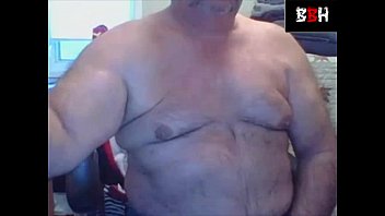 Preview 3 of 2000 Sex Videos - Straight Bear flexing and shows cock BHB