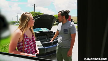 Preview 2 of Big Fat Sexy Ledy - Bang Bus to The Rescue