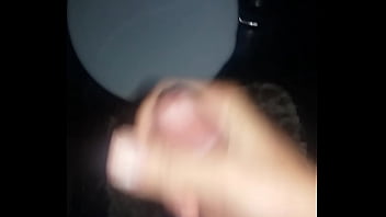 Preview 2 of Nude Web C - PUNHETANDO E GOZANDO MUITO