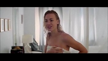 Preview 2 of Pornktube Sofi Ryan - Yvonne Strahovski nude in Manhattan Nights
