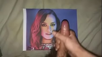 Preview 2 of Msn Jung - My huge cum tribute on Daisy Ridley 2