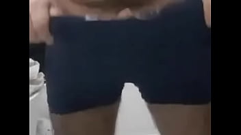 Preview 3 of Xxvd - Mostrando a rola