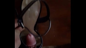 Preview 4 of Lund 2girl - fucking my step mom&#039_s shoe