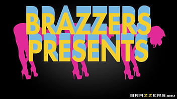 Preview 1 of Painkh Cu - Nikki Benz Day With A Pornstar Brazzers