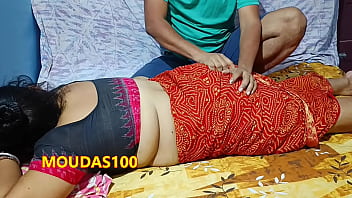 Preview 3 of Logo Ki Chut Ki Chudai - Newly married Desi Wife Nisha in Sharee - Sexy Body Massage