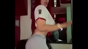 Preview 2 of Danyxxx Chaturbate - Manten viva la c&aacute_bala dale like para que siga ganando Venezuela