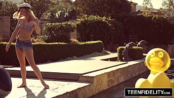 Preview 1 of Xvodeo Cm - TEENFIDELITY - Bailey Brooke Creampied By Her Neighbor