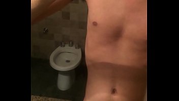 Preview 4 of Ozuhmzvse - Novinho na punheta