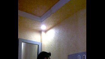 Preview 3 of She Cant Control Pee - Un muy buen nalgon