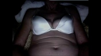 Preview 1 of Rosannar Roces - Old saggy tracie fingers herself