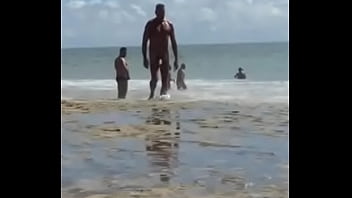 Preview 1 of Supergirl Videoo - Paseo por la playa