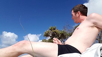 Preview 4 of Gianna Xxx - Beach Jerk Off