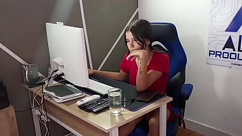 Preview 1 of Reika Saiki Muscle Girl - Hago tijeras con colombiana desempleada que busca trabajo y le pido a cambio del trabajo una corrida a chorros. H.L.
