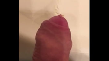 Preview 3 of Divinebitchesd - My sweet morning piss! Want more?