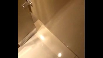 Preview 1 of Datingydaiana - Yo sacando semen en c&aacute_mara lenta