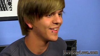 Preview 2 of Bongo Cxx - Gay sex with young boy story PS: Nathan&#039_s story about losing his
