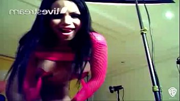 Preview 3 of Raven Lost Bets - deisy 2