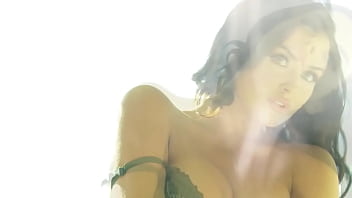 Preview 2 of Melissa Rap - VERY SEXY BABE