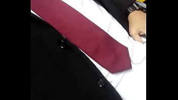Preview 1 of Xxxn16 - Relaxando no trabalho
