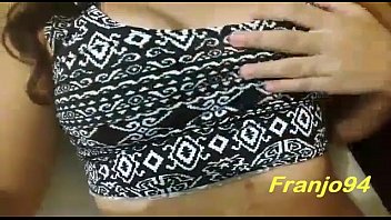 Preview 1 of Bhabhi Hot Mams - Tetas de Martha Peruana
