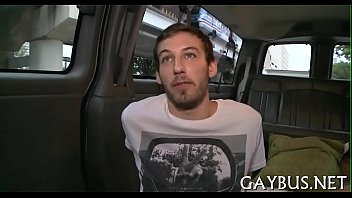 Preview 1 of Viewthread 101 1083 - Dudes having gay sex
