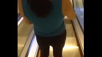 Preview 3 of Cindy Cock 10 - Asian bitch on the escalator