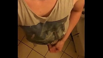 Preview 1 of Rees3 Gana Voido - berlin tiny dick wank