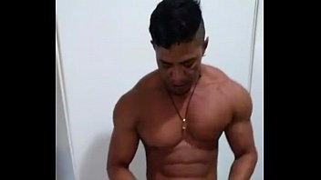 Preview 2 of Hot Rahman - Como tratar um cuzinho
